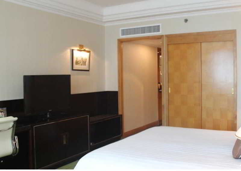 Renaissance Shenzhen Luohu Hotel Eksteriør billede