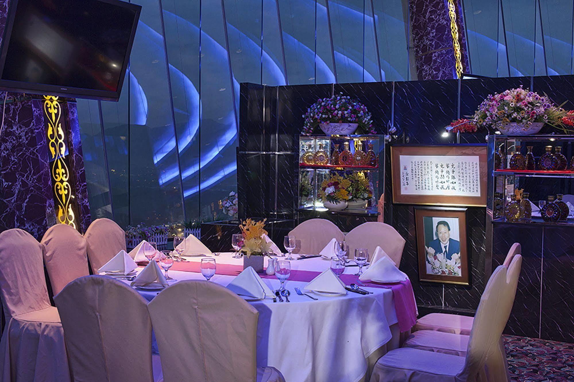 Renaissance Shenzhen Luohu Hotel Eksteriør billede